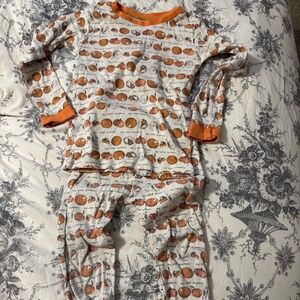 4T Pumpkin Burts Bees Jammies